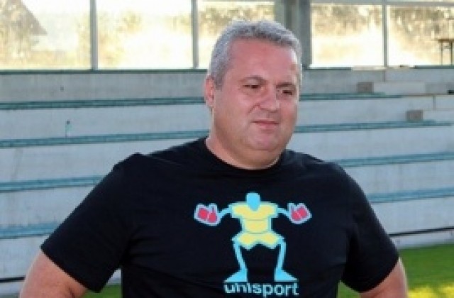 Коко Динев: Тягостно е без публика, не ни трябва мотивация за Ботев