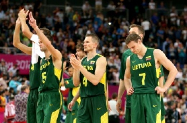 Проблем със самолета забави Литва за Европейското