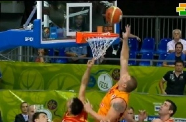 ВИДЕО: Скандал на Евробаскет – съдии лишиха Македония от победа