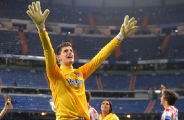 Барса ще провокира Моуриньо с оферта за Куртоа