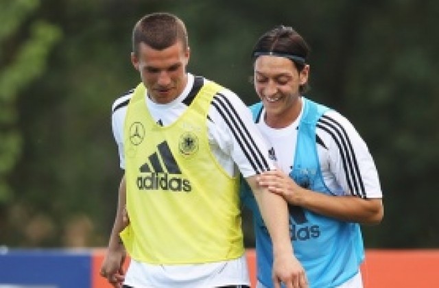 Контузеният Полди се зарече: С Месут ще разтърсим Арсенал