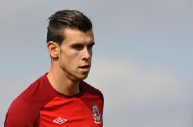 Уелс не издава как ще използва Гарет Бейл