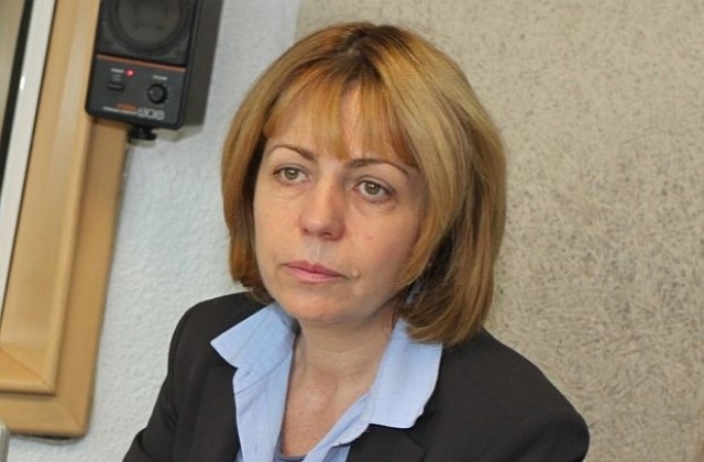 Историята учи, че само с обединени усилия можем да постигаме успехи, каза Фандъкова