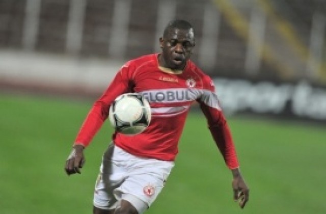 Присо напомни за себе си в Разград, прекратиха контролата между Лудогорец и Петролул