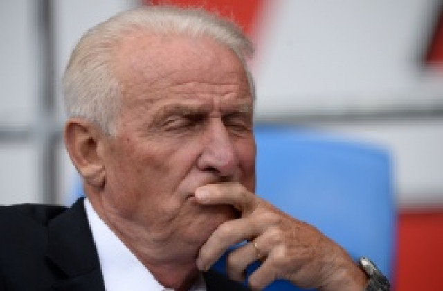 Трапатони не се отказва: Все още имаме шанс