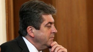 Първанов България не трябва да се меси в Сирия