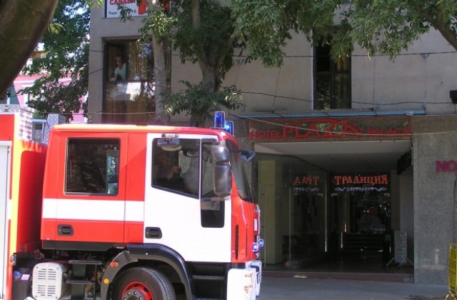 Евакуираха хотел заради изгорял кабел