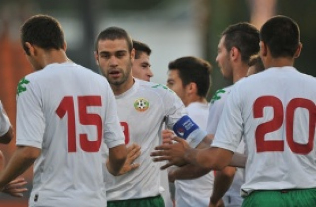 Младежите отпътуваха за Москва с група от 18 човека