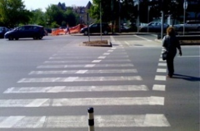 Повдигнати пешеходни пътеки на възлови улици в Сливен