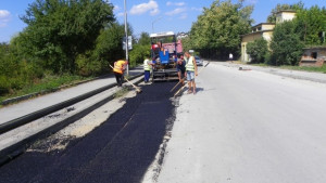 Започнаха възстановителните работи в района на училище Райчо Каролев