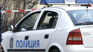 Блъснаха пешеходец