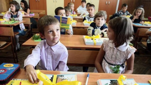 681 първокласници влизат в благоевградските училища