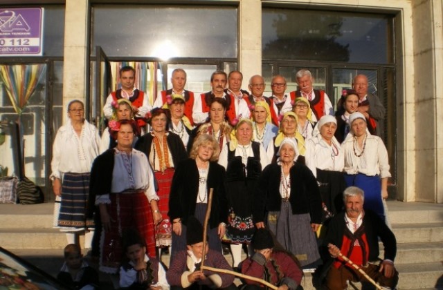 3 медала от фестивала в Борово за самодейците от Средна Кула