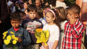 11 800 първокласници тръгват на училище в София