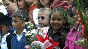 Обмислят позасилен полицейски контрол около училищата