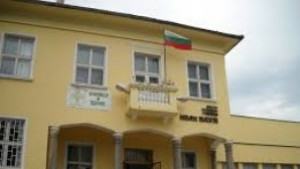 Общинските учебни и детски заведения готови за новата учебна година