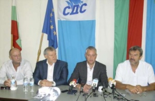 Б. Лукарски: Чисто юридически СДС не е член на Реформаторския блок