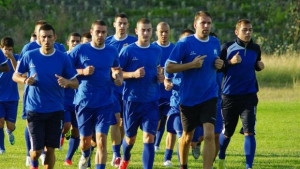 Осемнадесет срещу Любимец