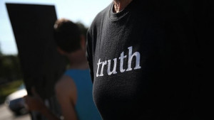 Продадоха сървъра на Уикилийкс за 33 000 долара