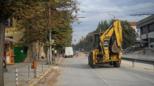 Спират паркирането на бул 2 юни за ден