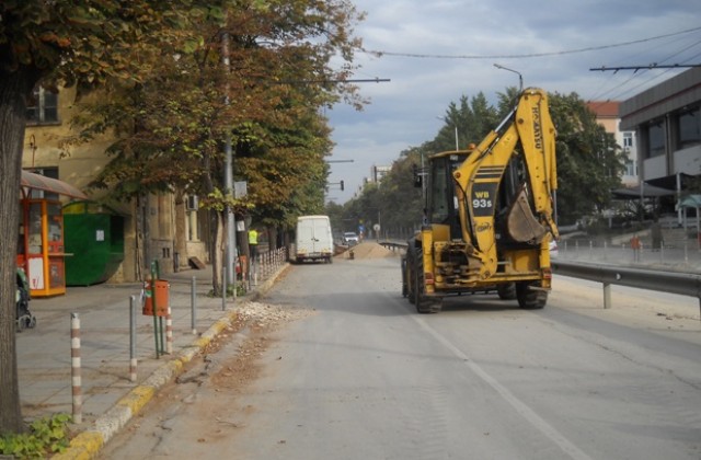 Спират паркирането на бул. „2 юни” за ден