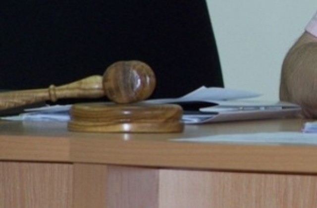 Мъжът, получил кокаин по пощата, остава в ареста