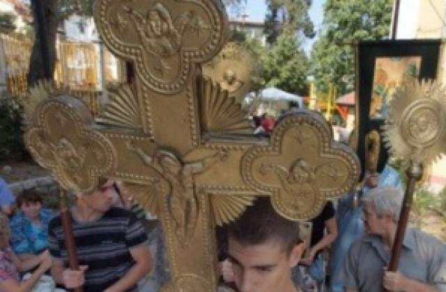 Шествие в „Аспарухово” за Кръстовден