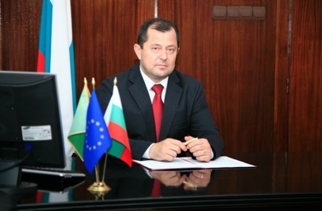 Йордан Стойков, депутат от БСП, с поздрав по повод новата учебна година