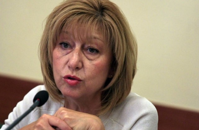 Клисарова: Ще подобрим условията за работа на учителите