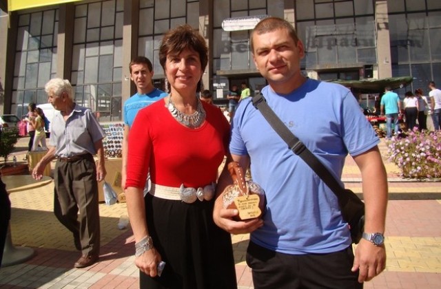 Троянски майстор - най-атрактивен в димитровградския Панаир на занаятите