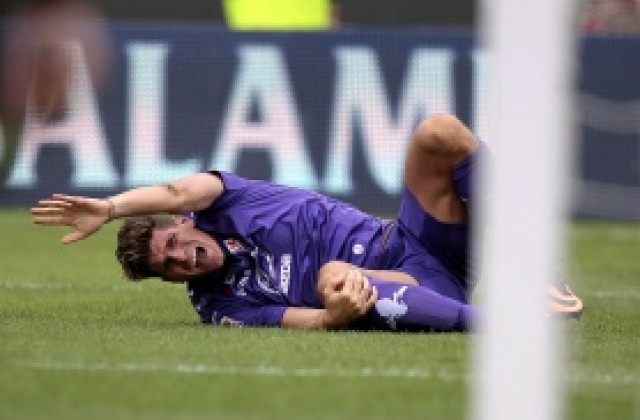 Марио Гомес с тежка травма в коляното, ще отсъства три месеца