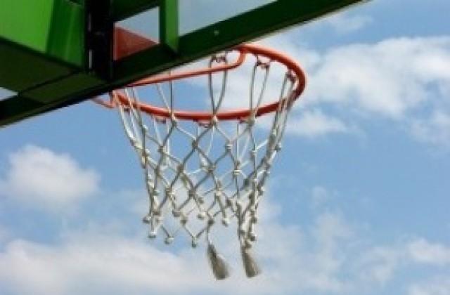 Баскетболният Черно море загуби от Куманово в Македония