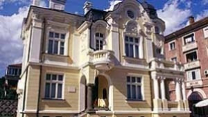 Изложба на Александрина Игнатова в Сливен