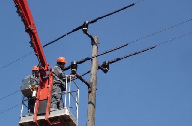 Фирми останаха без ток заради чужди интереси