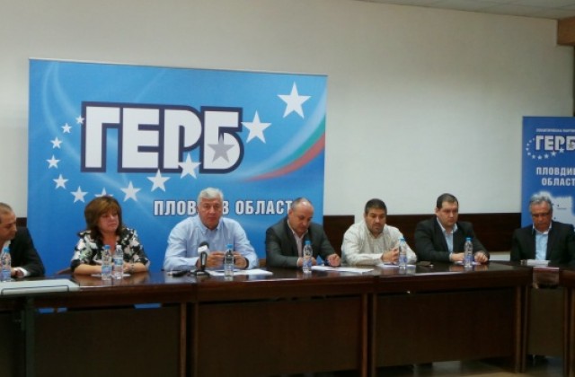 ГЕРБ: Орешарски е темерут, Златанова -некомпетентна, а Андреева - странно недоразумение