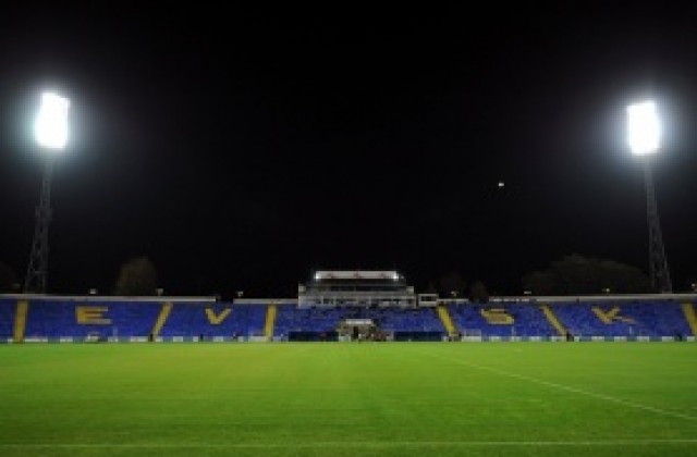 Тренировката ще е закрита, а мачът?