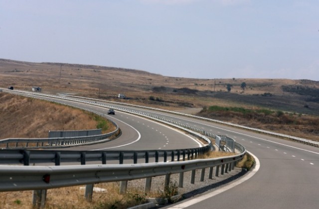 Пуснаха движението на пътя Варна - Бургас