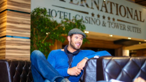 Холивудска звезда се влюби във Варна