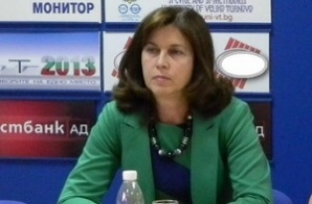 Депутатът Милка Христова с въпрос към здравния министър за медицинските стандарти