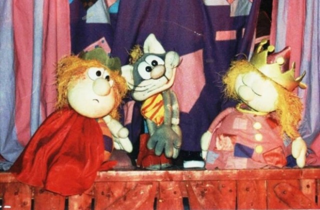 Котаракът в чизми идва за среща с търновските деца