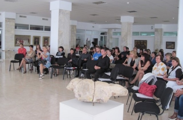 Библиотеките в подкрепа на местната общност