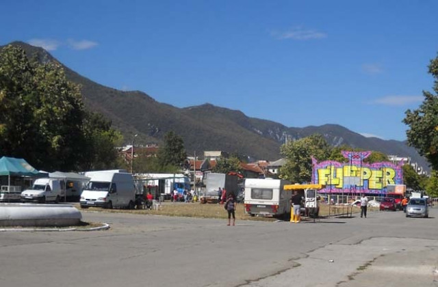 Фалшиви стоки иззети от панаира