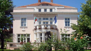 Спорт изкуства и наука за децата в Детски комплекс Сливен
