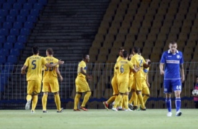 С три гола Левски излови „акулите“ в Бургас и мина пред ЦСКА