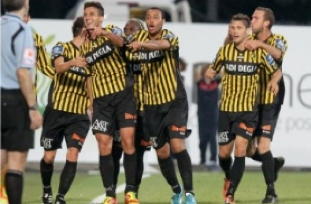 Хазуров поигра 60 минути при победа на Лиерс