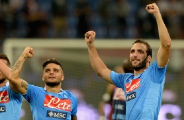 Безгрешният Наполи на Рафа Бенитес мина и през Милан