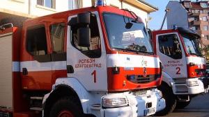 Разследват палеж на автомобили