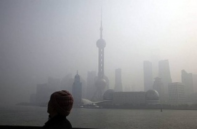 Китай пуска Фейсбук и Туитър в Шанхай