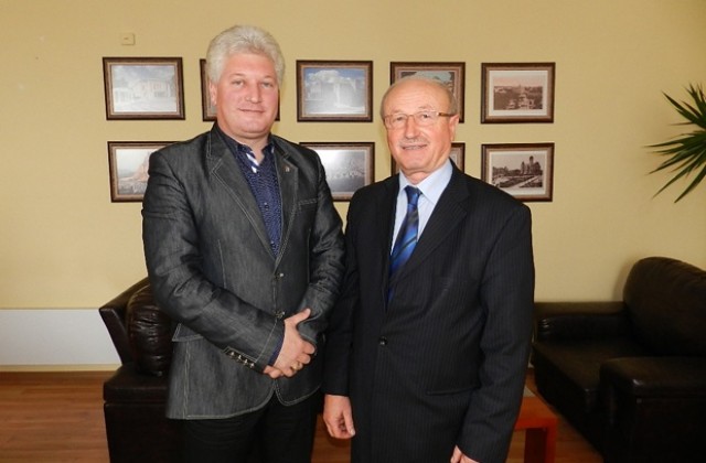 Видин и Калафат ще търсят общ път за развитие