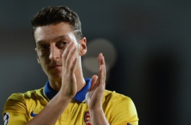 Легенда на Арсенал: Йозил е по-добър от Бейл